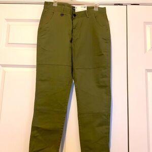 Italy morn chino jogger pants. Size M, color olive